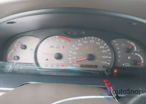 2001 Toyota Sequoia Sr5 V8 z USA, uszkodzony, nr VIN 5TDZT34A41S019250